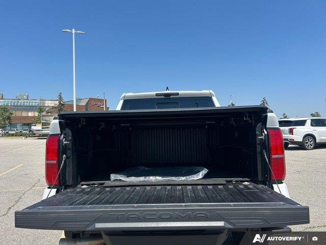 toyota Tacoma 2025 - 15
