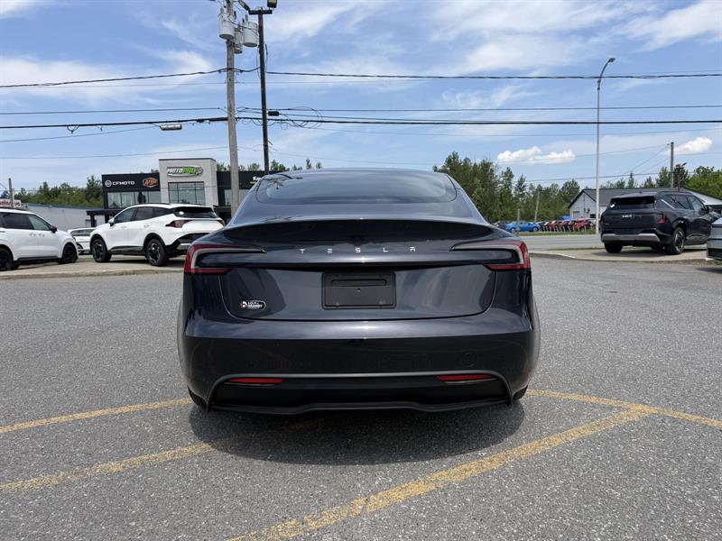 tesla Model 3 2024 - 5