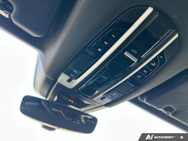 porsche Cayenne 2020 - 24