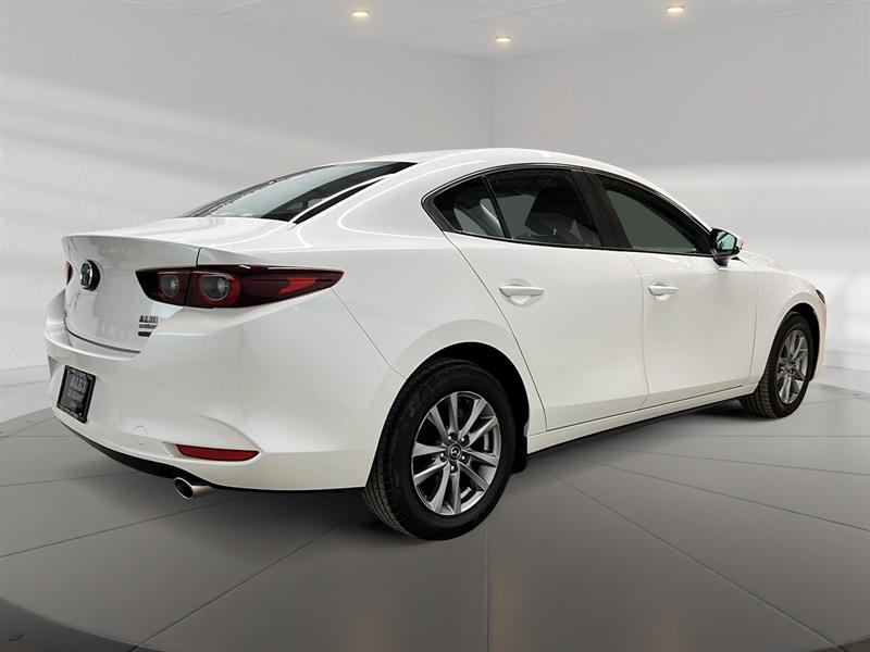 mazda Mazda3 2023 - 4