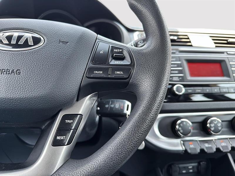 kia Rio 2016 - 25