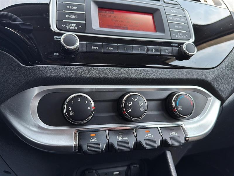 kia Rio 2016 - 31