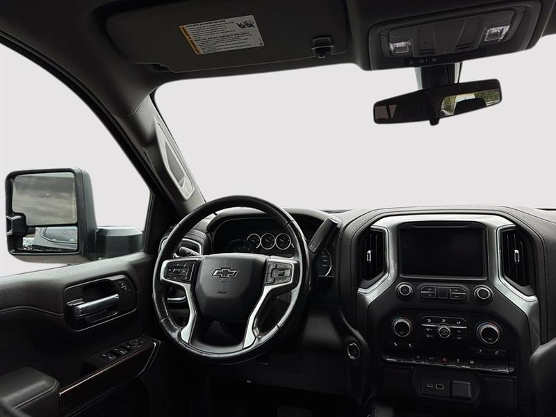 chevrolet Silverado 1500 2021 - 16