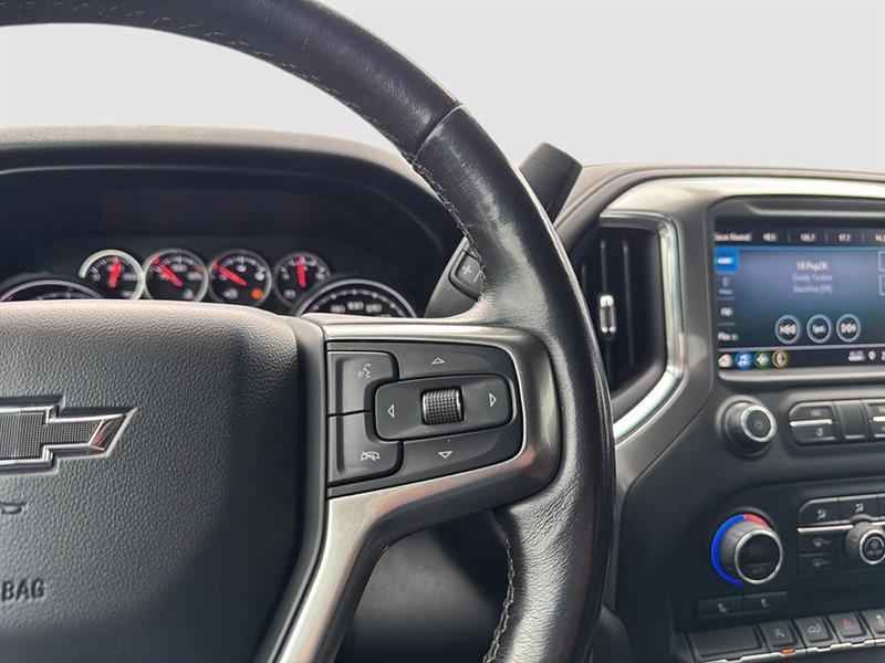 chevrolet Silverado 1500 2021 - 24