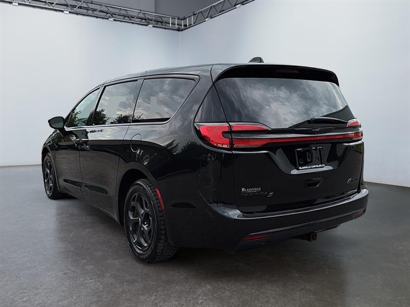 chrysler Pacifica 2023 - 5