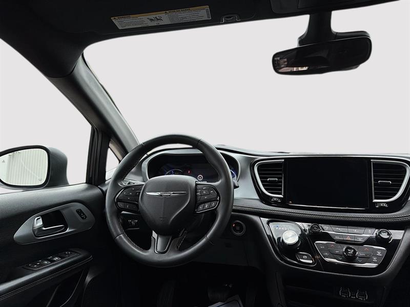 chrysler Pacifica 2023 - 14