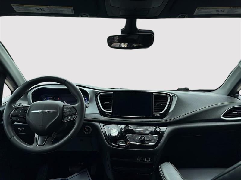 chrysler Pacifica 2023 - 15