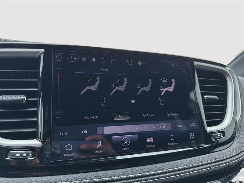 chrysler Pacifica 2023 - 26