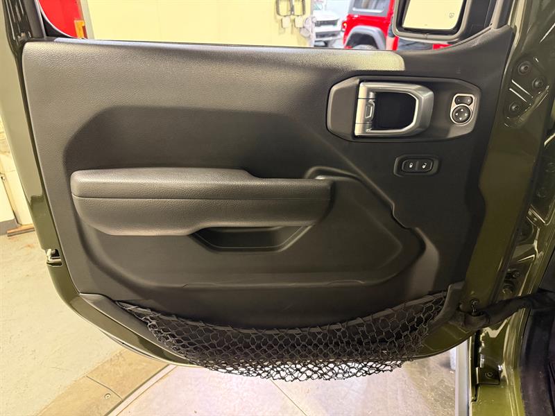 jeep Wrangler 2023 - 9