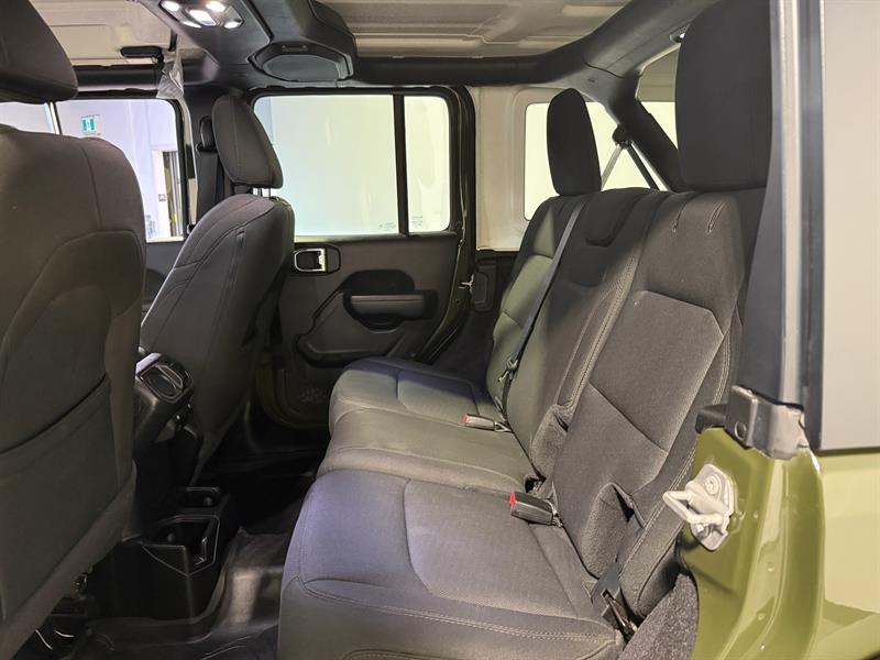 jeep Wrangler 2023 - 21