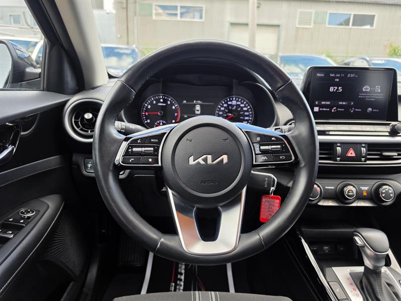 kia Forte 2023 - 15