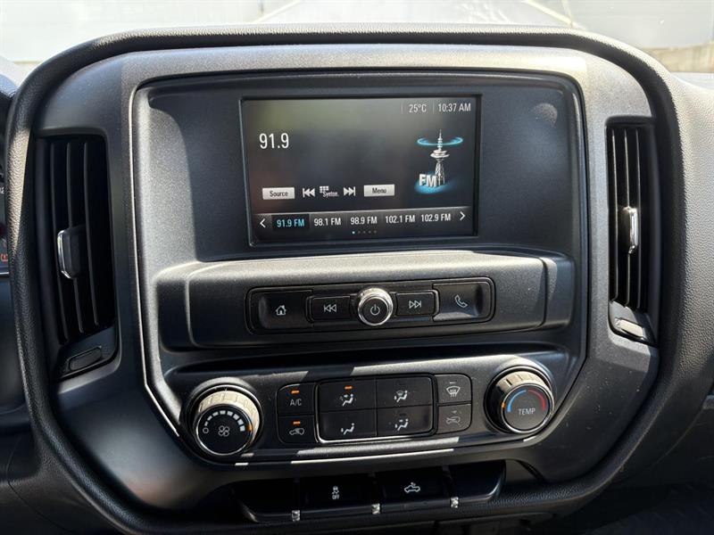 chevrolet Silverado 1500 2017 - 24