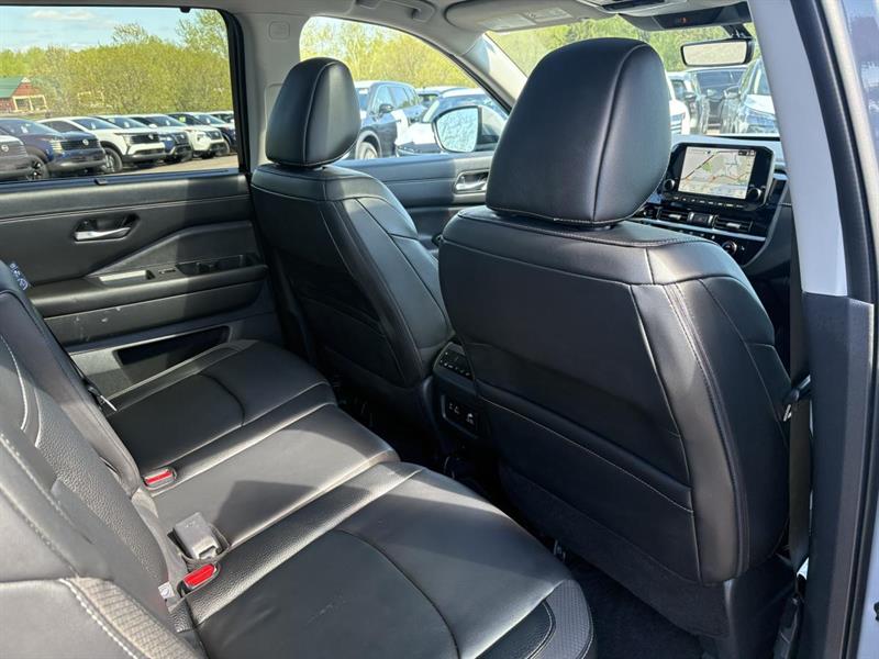 nissan Pathfinder 2025 - 40