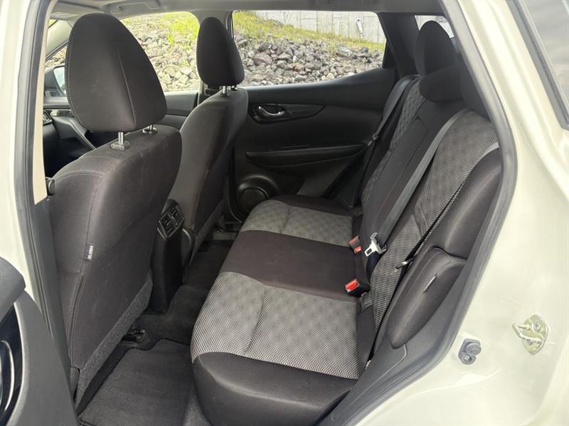 nissan Qashqai 2021 - 12