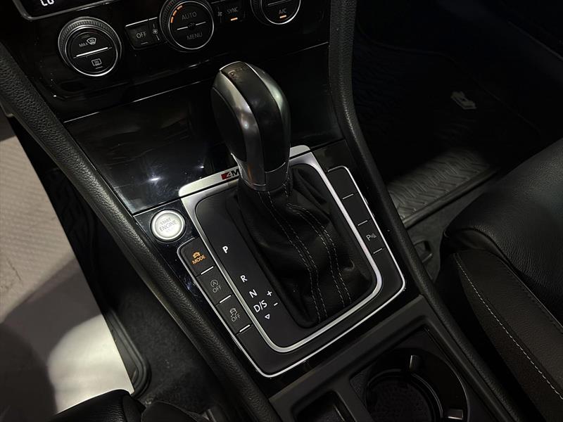 volkswagen Golf R 2018 - 15
