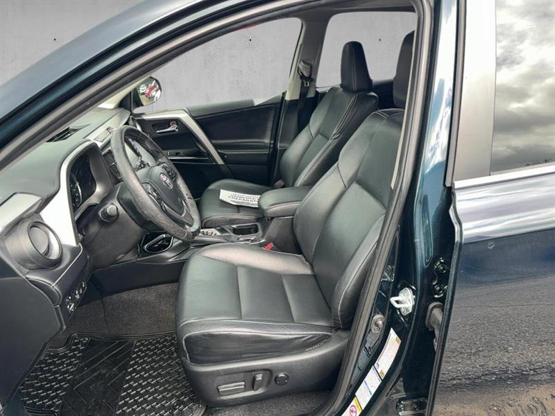 toyota RAV4 2017 - 9
