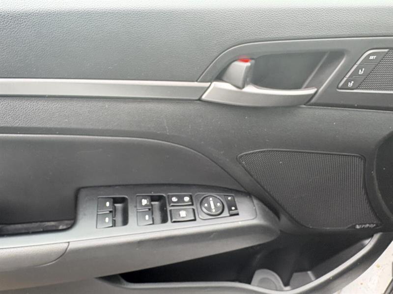 hyundai Elantra 2017 - 18
