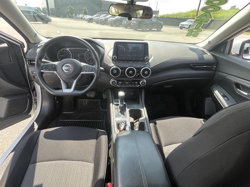 nissan Sentra 2020 - 10