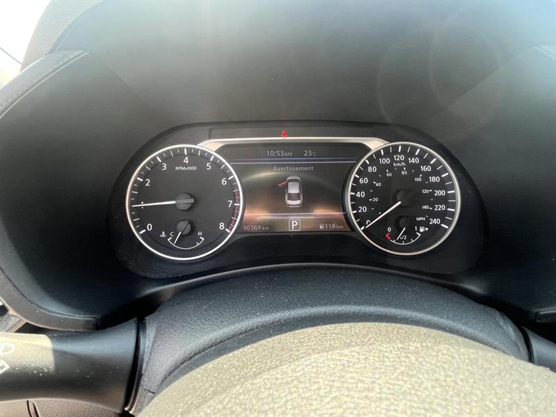 nissan Sentra 2020 - 12