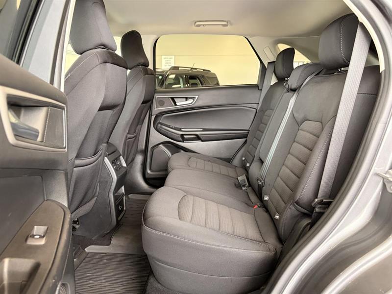 ford Edge 2022 - 12