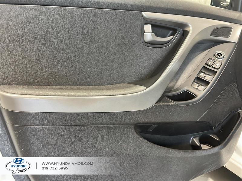 hyundai Elantra 2015 - 21