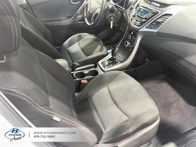hyundai Elantra 2015 - 26