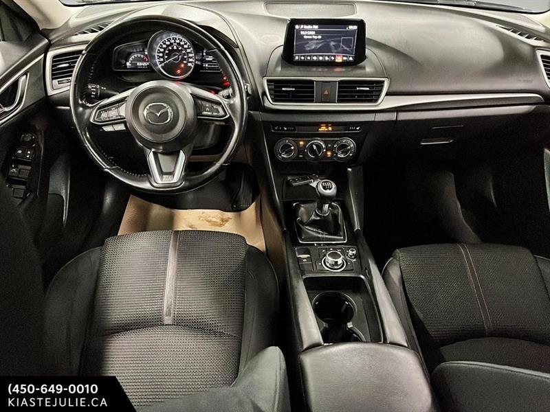mazda Mazda3 2017 - 12