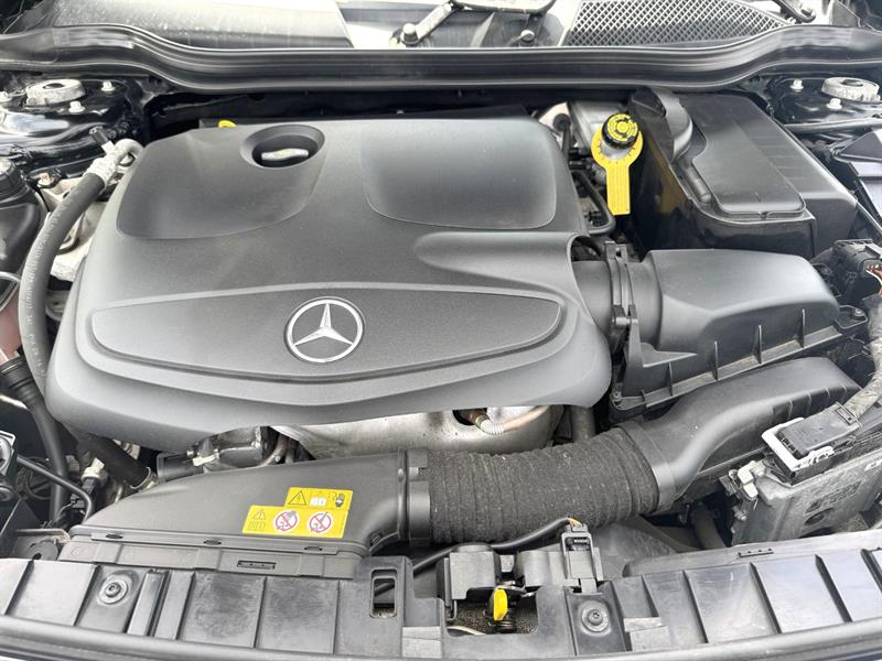 mercedes-benz GLA 250 2018 - 11