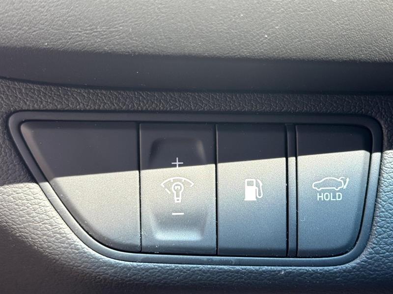 genesis G70 2022 - 13
