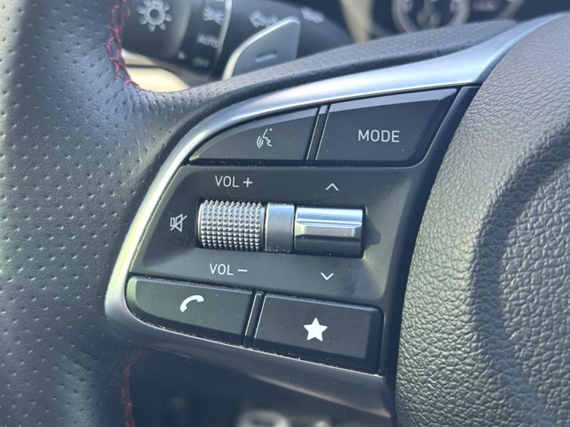 genesis G70 2022 - 16