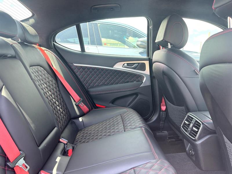 genesis G70 2022 - 31