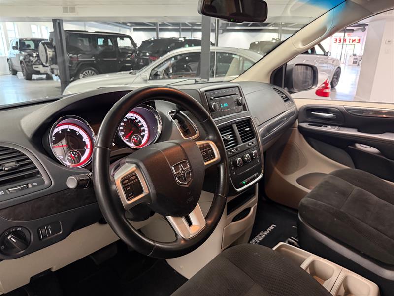 dodge Grand Caravan 2016 - 12