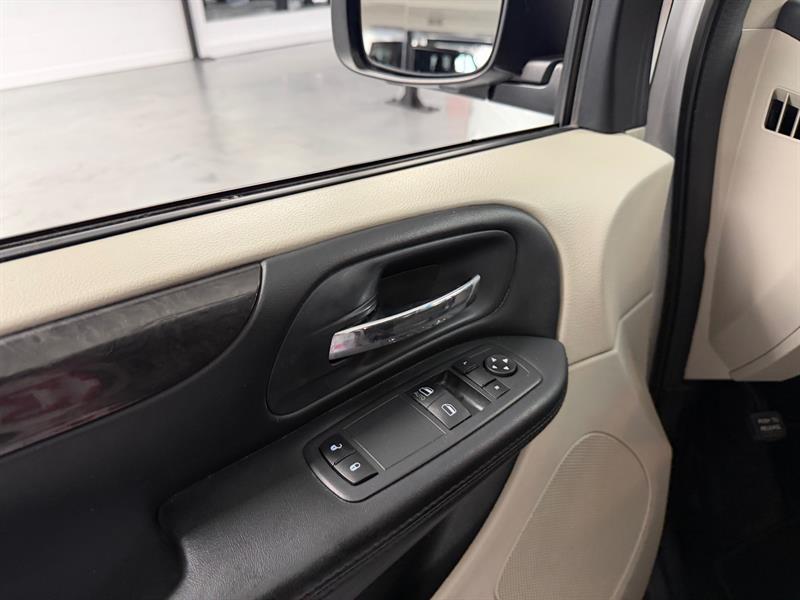 dodge Grand Caravan 2016 - 13