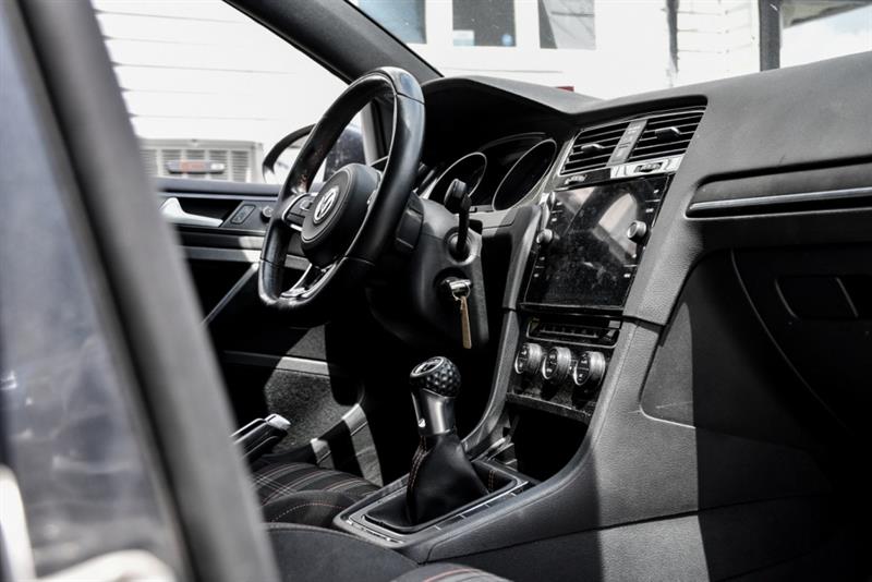 volkswagen Golf GTI 2019 - 10