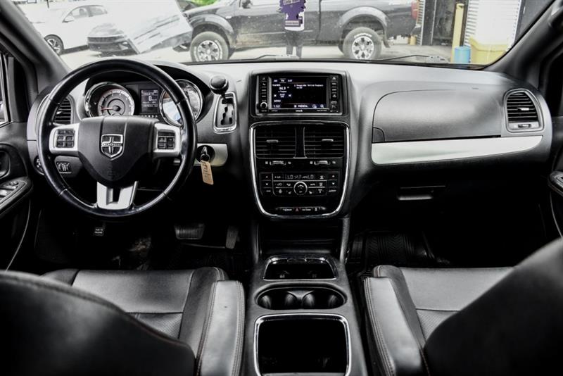 dodge Grand Caravan 2020 - 17