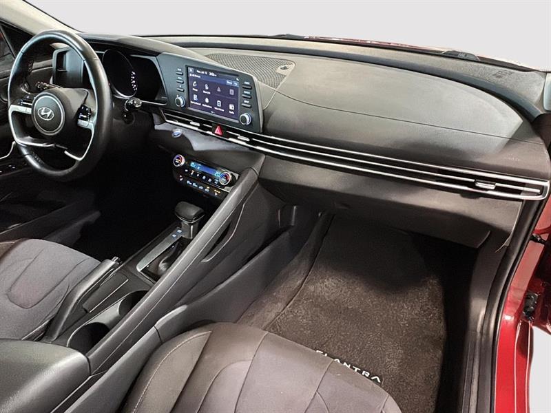 hyundai Elantra 2021 - 17