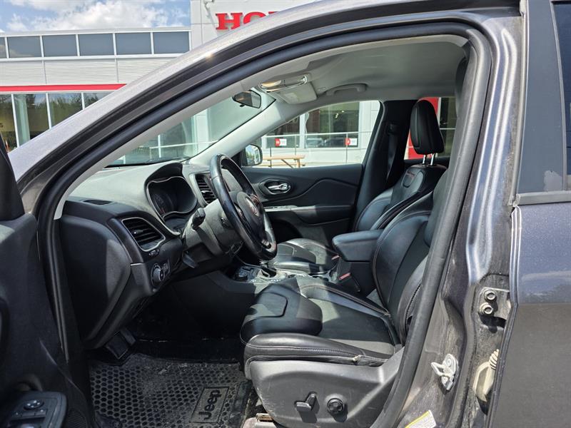 jeep Cherokee 2019 - 9