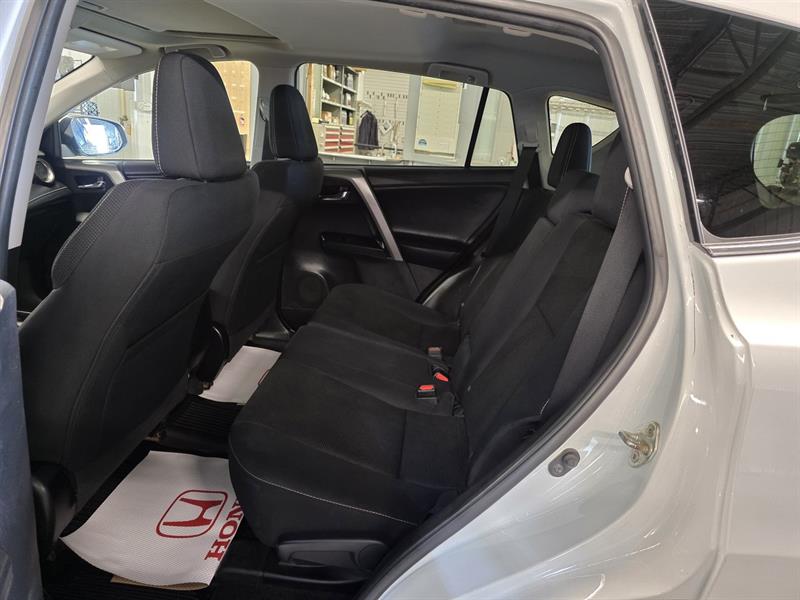 toyota RAV4 2017 - 28