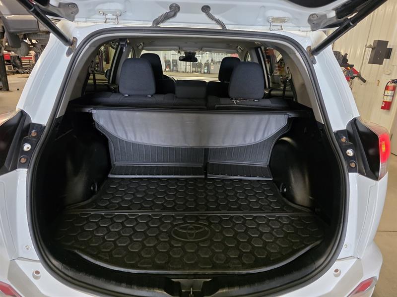 toyota RAV4 2017 - 31