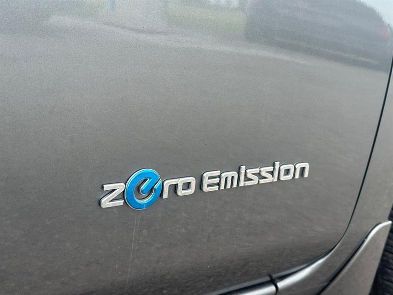nissan LEAF 2017 - 5