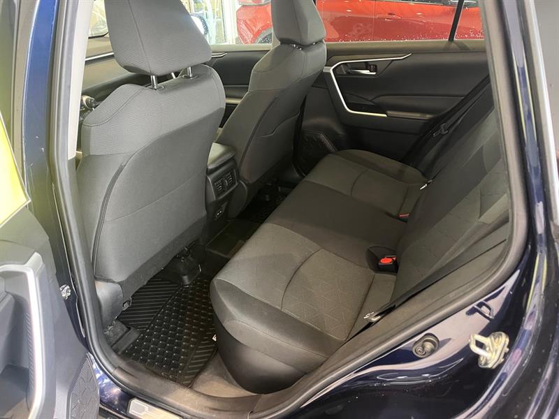 toyota RAV4 2022 - 12