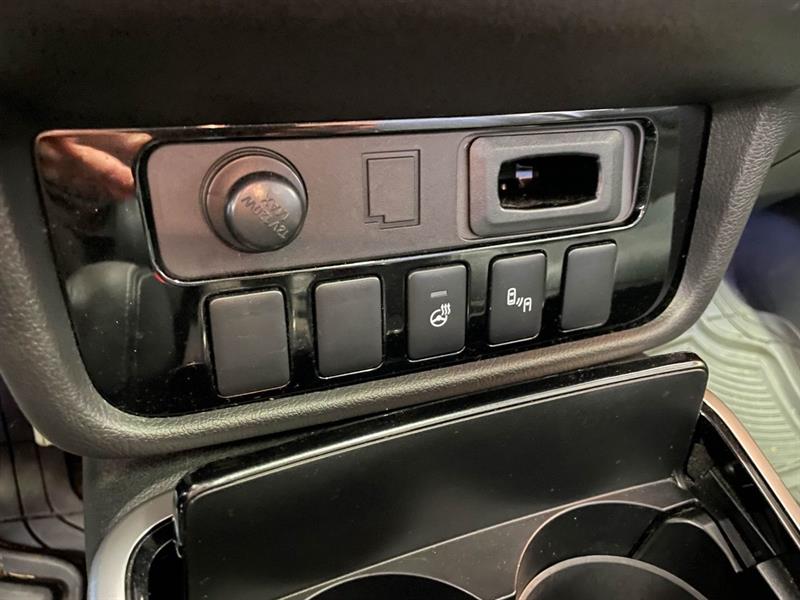 mitsubishi Outlander 2018 - 14