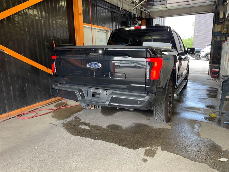 ford F-150 Lightning 2023 - 9