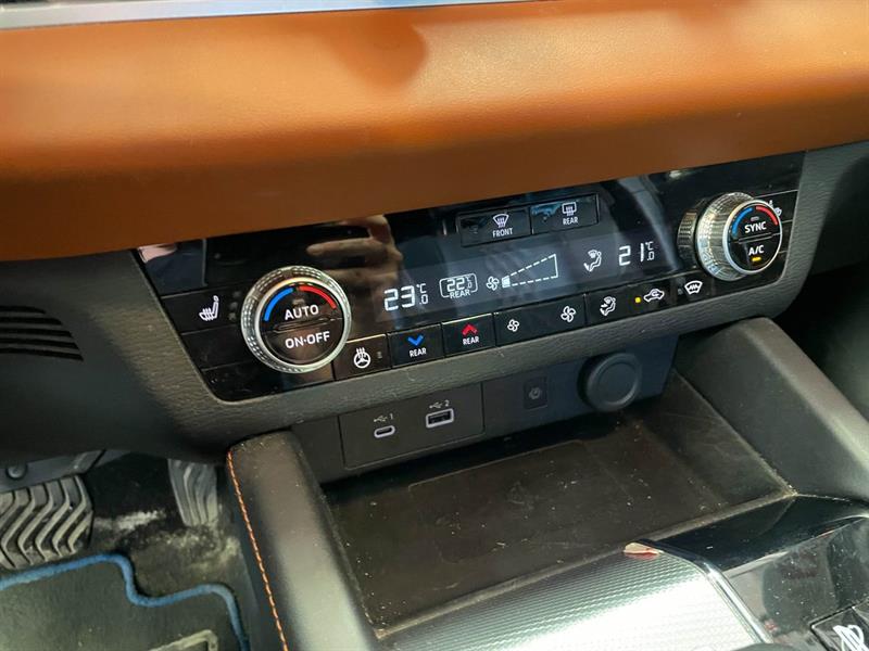 mitsubishi Outlander rechargeable 2023 - 17