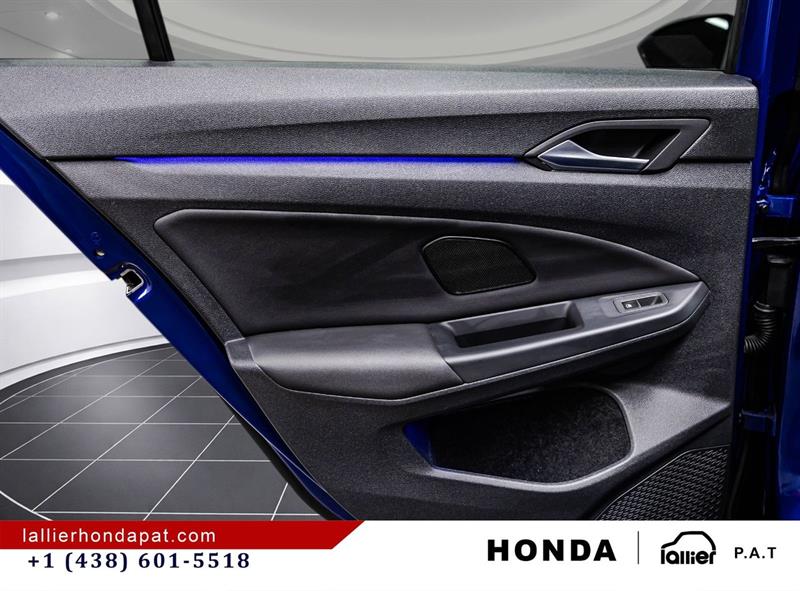 volkswagen Golf R 2023 - 12