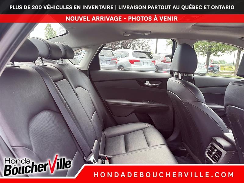 kia Forte 2019 - 17