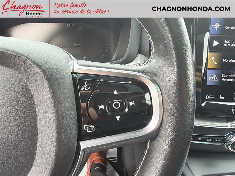 volvo XC60 2021 - 16