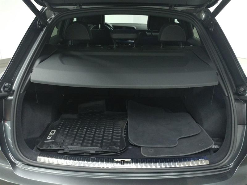 audi Q3 2021 - 8