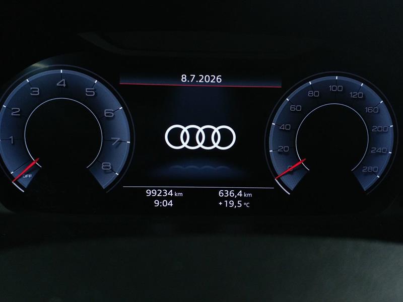 audi Q3 2021 - 13