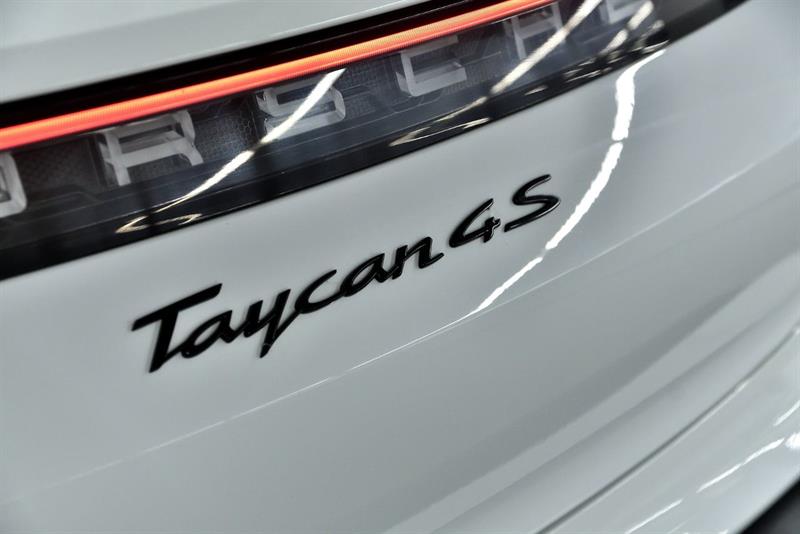 porsche Taycan 2024 - 11